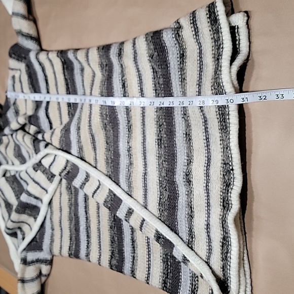 Kensie Size XS/S Open Front Striped Cardigan Sweater, Excellent Used Condition - Picture 8 of 12